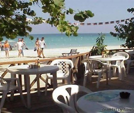 Vera Club Hotel เนกริล ภายนอก รูปภาพ